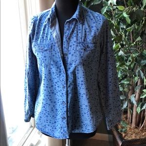 Old Navy Chambray Denim Star Button Up Shirt